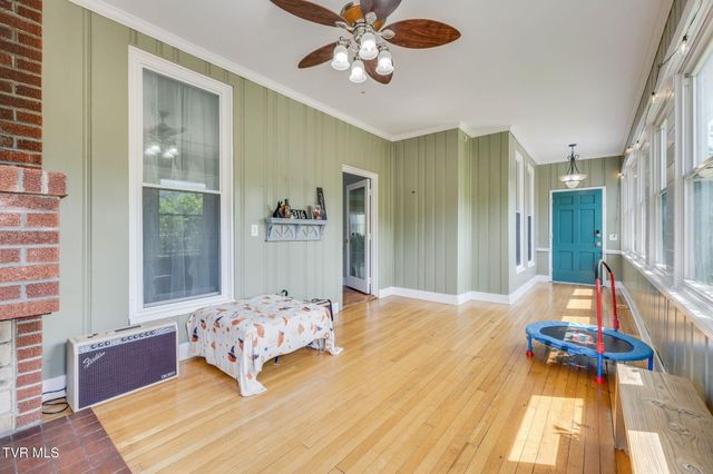 316 West Jackson Street, Gate City, VA 24251