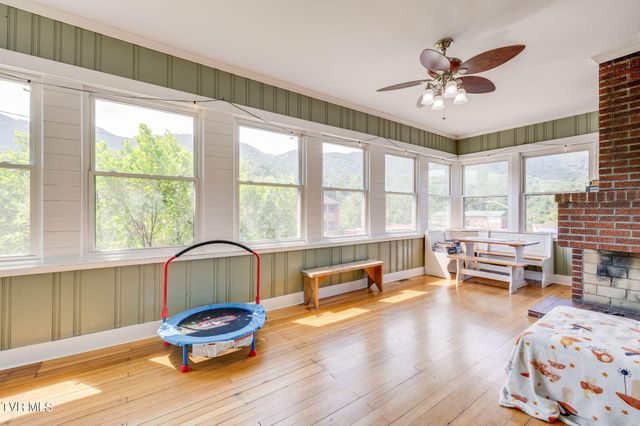316 West Jackson Street, Gate City, VA 24251