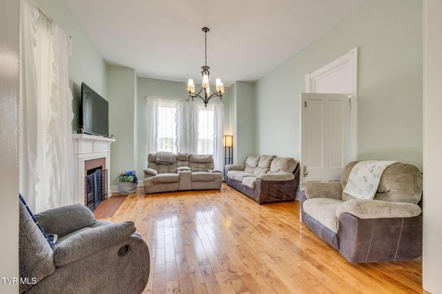 316 West Jackson Street, Gate City, VA 24251