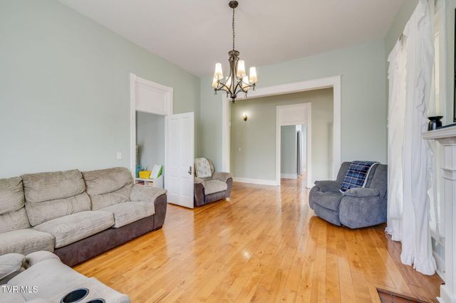316 West Jackson Street, Gate City, VA 24251