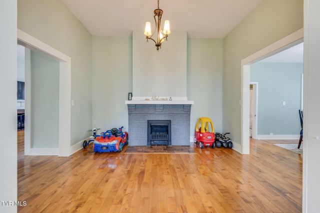 316 West Jackson Street, Gate City, VA 24251