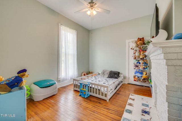 316 West Jackson Street, Gate City, VA 24251