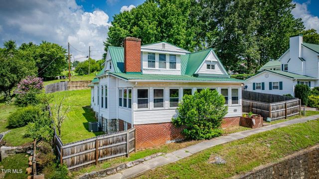 316 West Jackson Street, Gate City, VA 24251