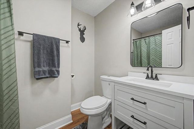 290 Erwin Hill Road SE, Calhoun, GA 30701
