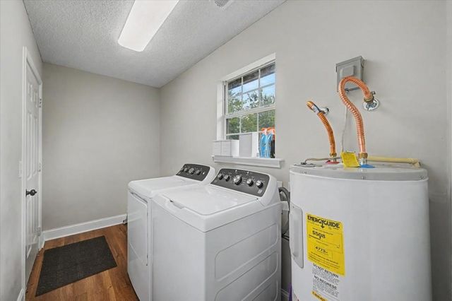290 Erwin Hill Road SE, Calhoun, GA 30701