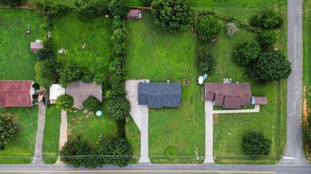 290 Erwin Hill Road SE, Calhoun, GA 30701
