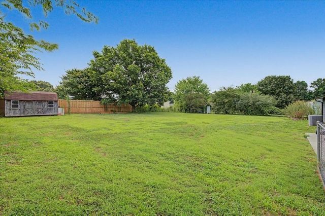 290 Erwin Hill Road SE, Calhoun, GA 30701