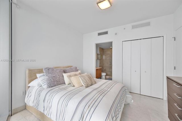 17001 Collins Avenue 2307, Sunny Isles Beach, FL 33160