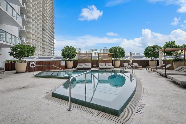 17001 Collins Avenue 2307, Sunny Isles Beach, FL 33160