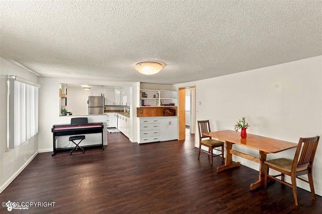 3401 Dorbrandt Street, Anchorage, AK 99503