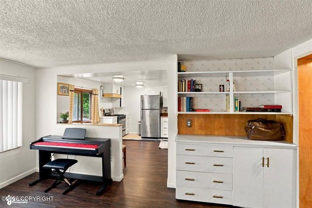 3401 Dorbrandt Street, Anchorage, AK 99503