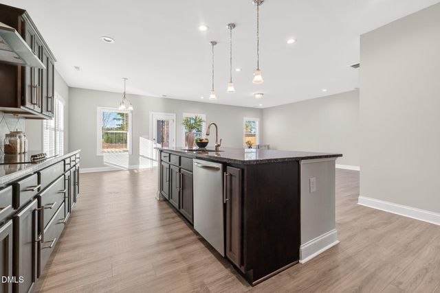 13 Knotty Pine Lane, Clayton, NC 27520