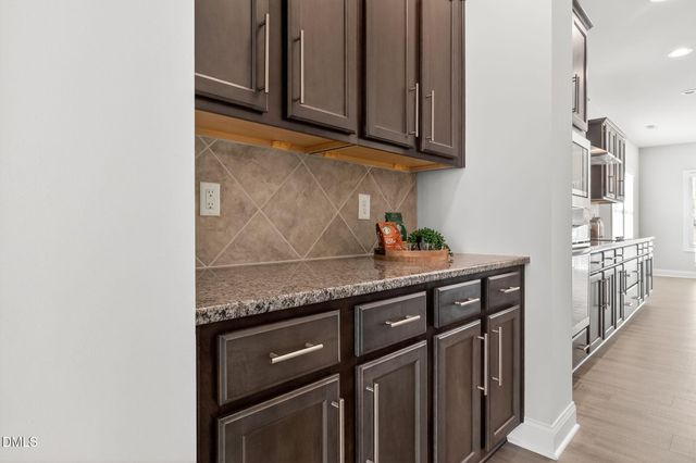 13 Knotty Pine Lane, Clayton, NC 27520