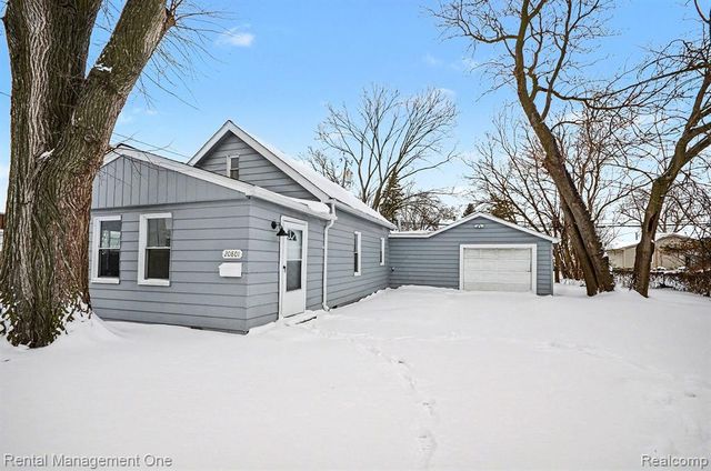 20801 Elroy Avenue, Warren, MI 48089