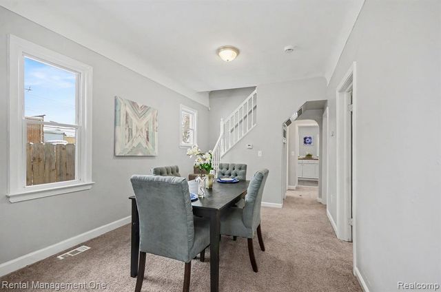 20801 Elroy Avenue, Warren, MI 48089