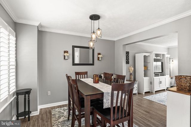 180 COUNTRY RIDGE DR, Red Lion, PA 17356