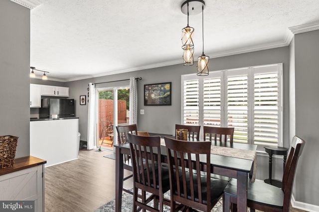 180 COUNTRY RIDGE DR, Red Lion, PA 17356