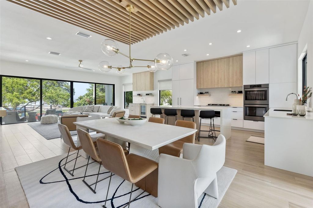 Image 27 of property listing at 415 N BAY BOULEVARD, Anna Maria, FL 34216