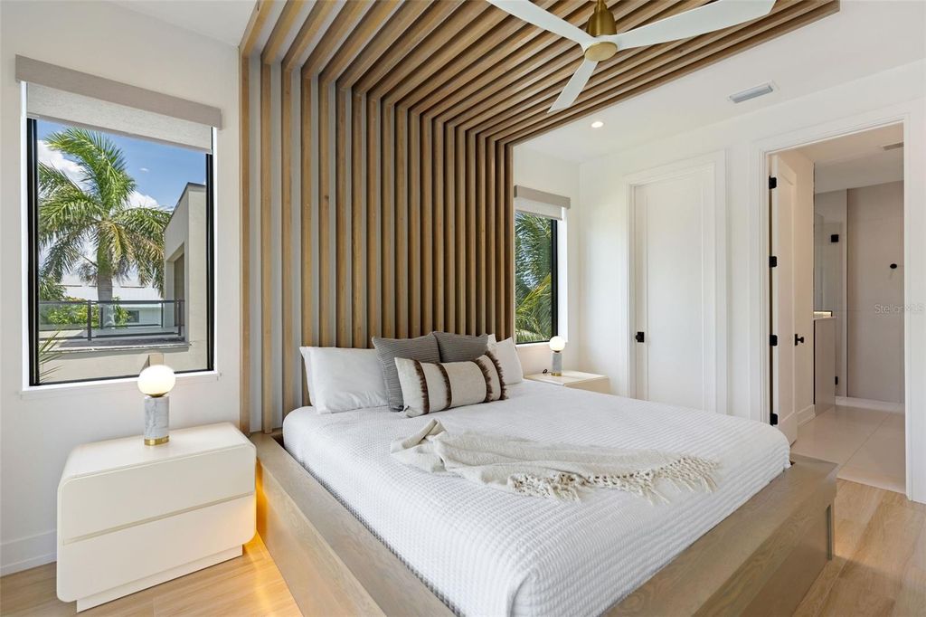 Image 33 of property listing at 415 N BAY BOULEVARD, Anna Maria, FL 34216