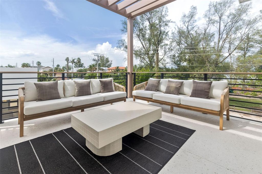 Image 56 of property listing at 415 N BAY BOULEVARD, Anna Maria, FL 34216