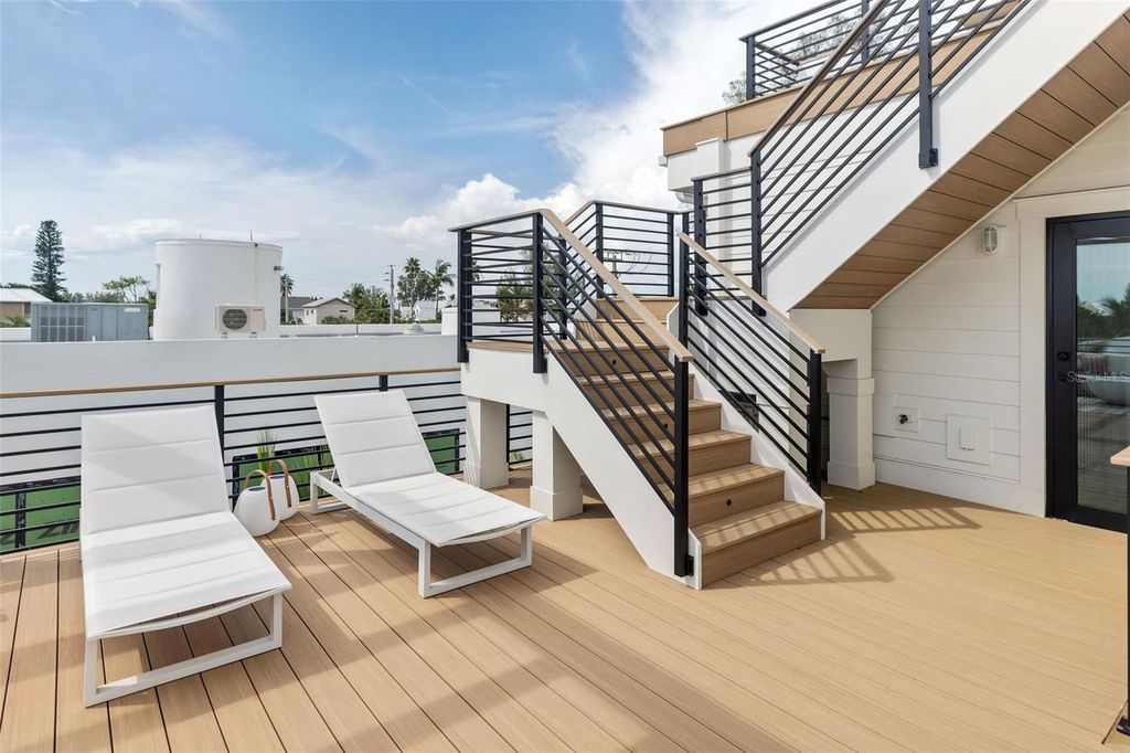 Image 62 of property listing at 415 N BAY BOULEVARD, Anna Maria, FL 34216