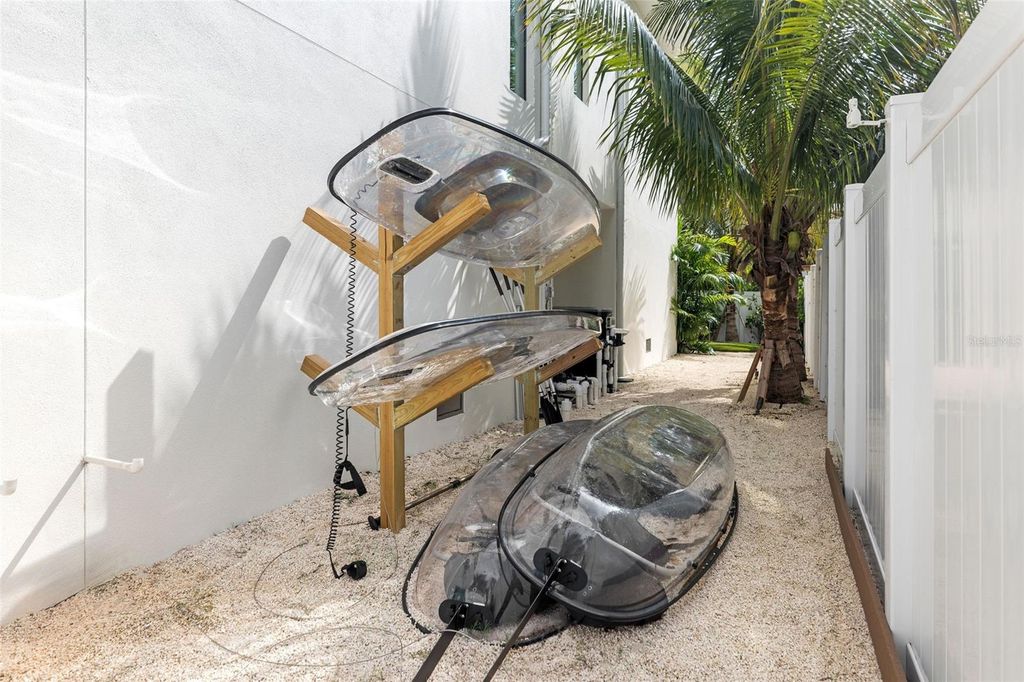 Image 72 of property listing at 415 N BAY BOULEVARD, Anna Maria, FL 34216