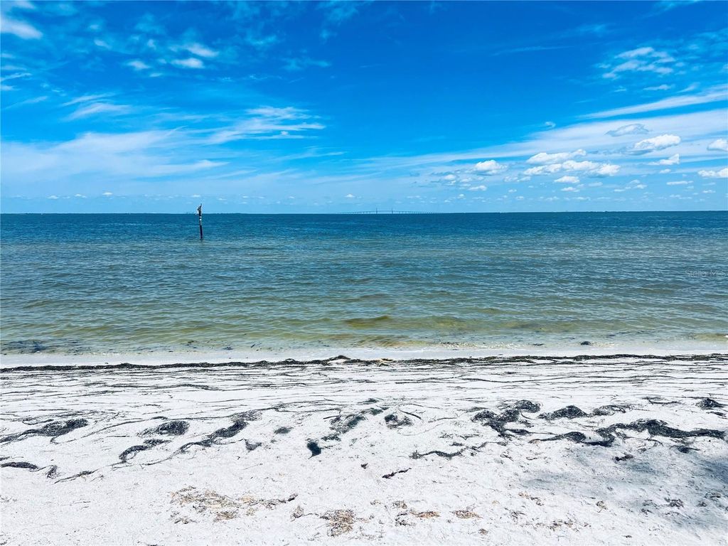 Image 79 of property listing at 415 N BAY BOULEVARD, Anna Maria, FL 34216