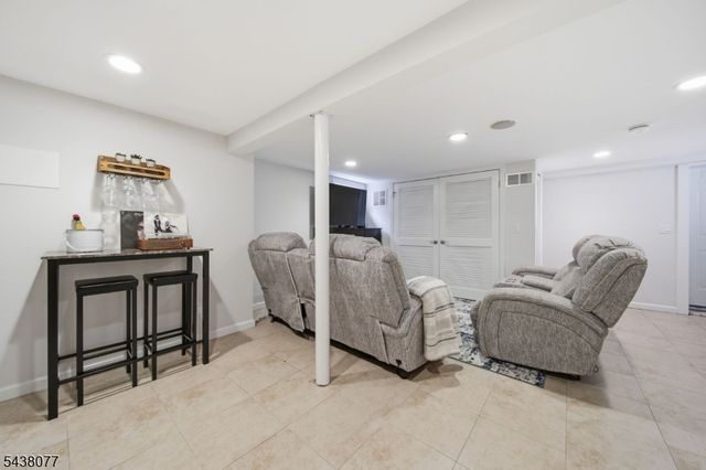 50 2nd Street, Park Ridge Boro, NJ 07656