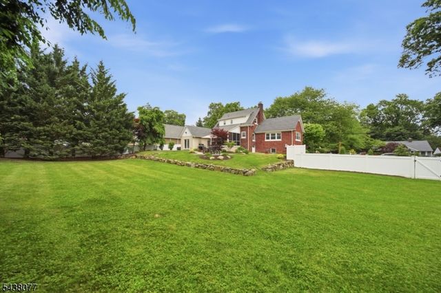 50 2nd Street, Park Ridge Boro, NJ 07656