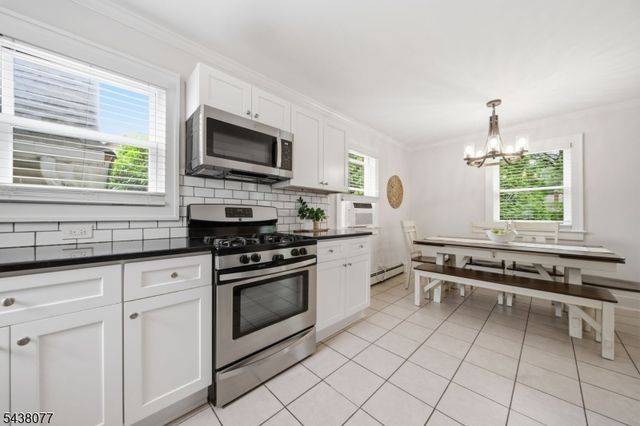 50 2nd Street, Park Ridge Boro, NJ 07656