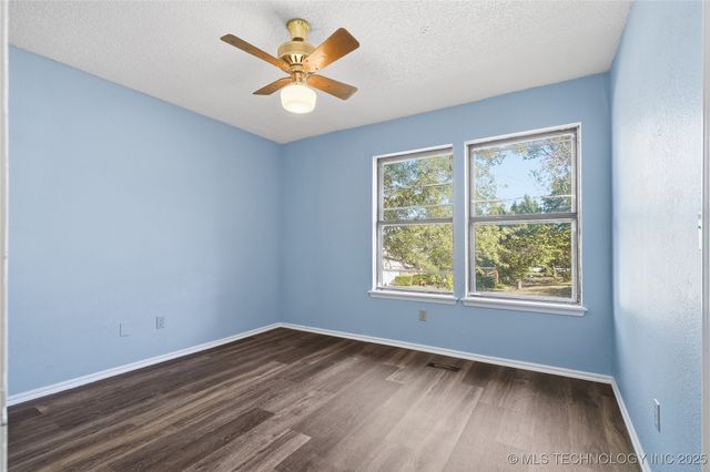 24038 E Lamb Terrace, Broken Arrow, OK 74014