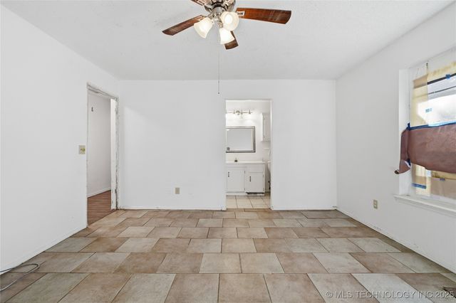 24038 E Lamb Terrace, Broken Arrow, OK 74014