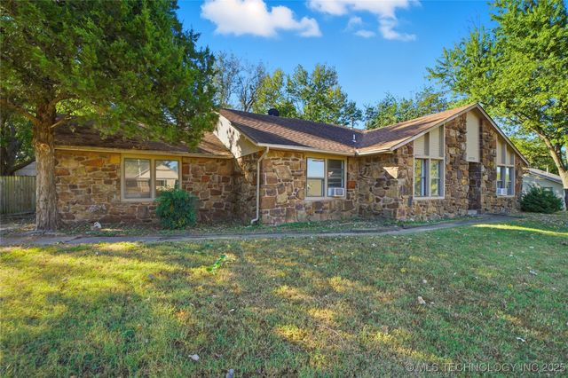 24038 E Lamb Terrace, Broken Arrow, OK 74014