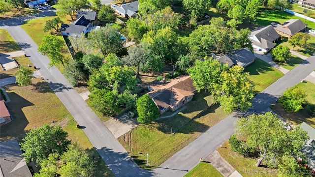 24038 E Lamb Terrace, Broken Arrow, OK 74014