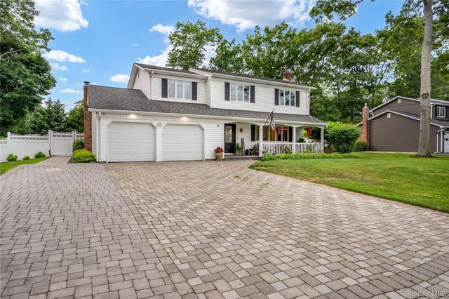 12 Miller Avenue, Shoreham, NY 11786