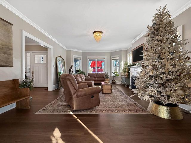 2115 RIVERSIDE AVENUE, Marinette, WI 54143