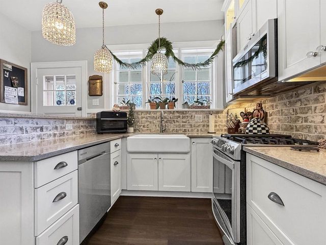 2115 RIVERSIDE AVENUE, Marinette, WI 54143