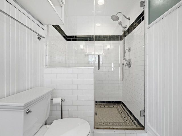 2115 RIVERSIDE AVENUE, Marinette, WI 54143