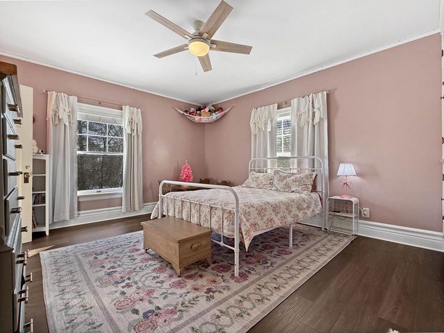 2115 RIVERSIDE AVENUE, Marinette, WI 54143