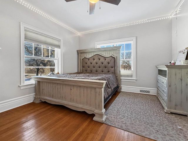 2115 RIVERSIDE AVENUE, Marinette, WI 54143