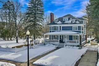 2115 RIVERSIDE AVENUE, Marinette, WI 54143