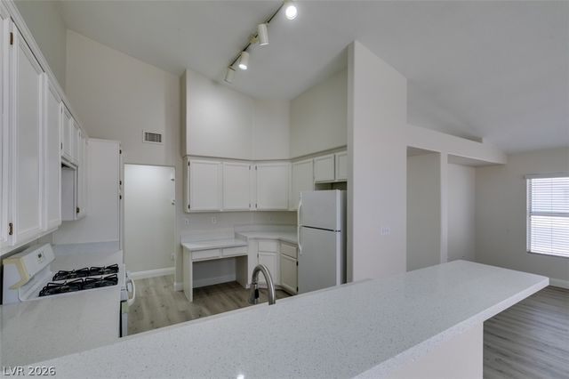 5316 Clouds Rest Avenue, Las Vegas, NV 89108