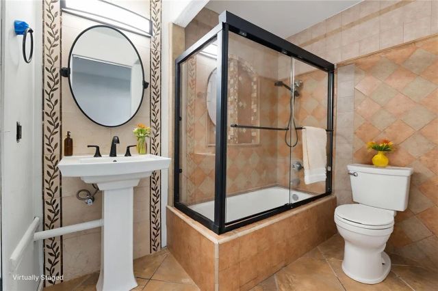 348 Orange Blossom 154, Irvine, CA 92618