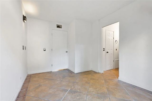 348 Orange Blossom 154, Irvine, CA 92618