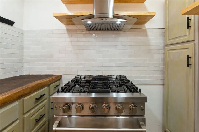 348 Orange Blossom 154, Irvine, CA 92618