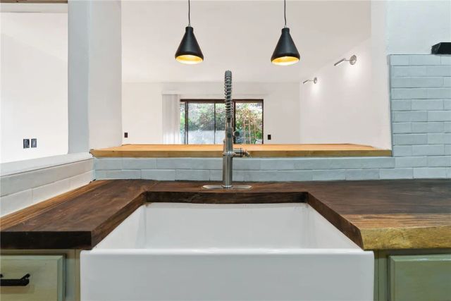 348 Orange Blossom 154, Irvine, CA 92618