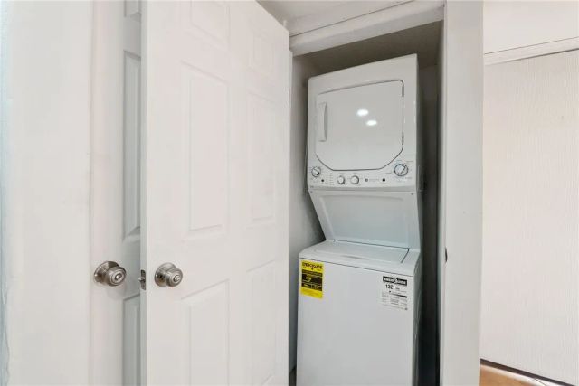 348 Orange Blossom 154, Irvine, CA 92618