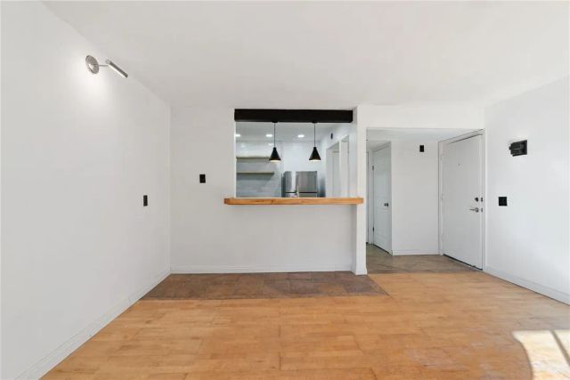 348 Orange Blossom 154, Irvine, CA 92618