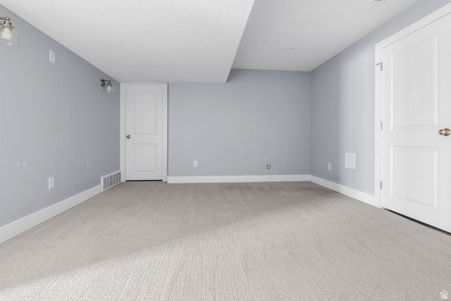 6038 S 4400 W, Hooper, UT 84315