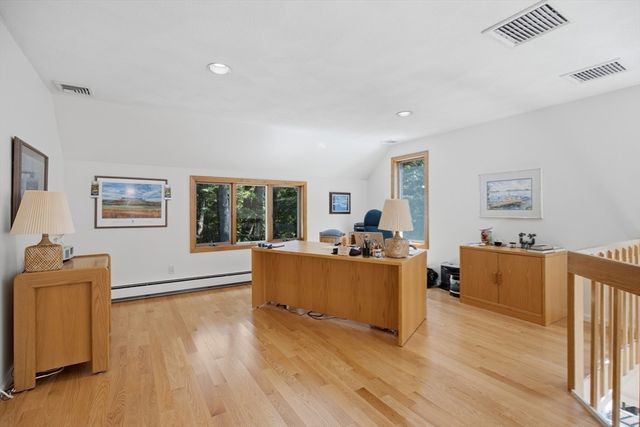 176 Pegan Ln, Dover, MA 02030
